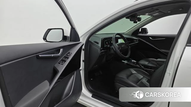 Kia Di Ol Nu Niro id 4201282 из Кореи 31