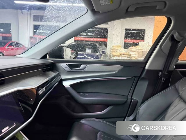 Audi A6L id 4240931 из Китая 16
