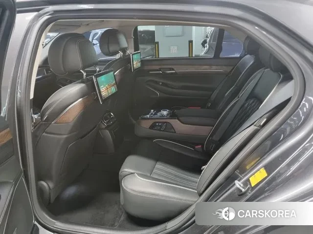 Genesis G90 id 3676669 из Кореи 20