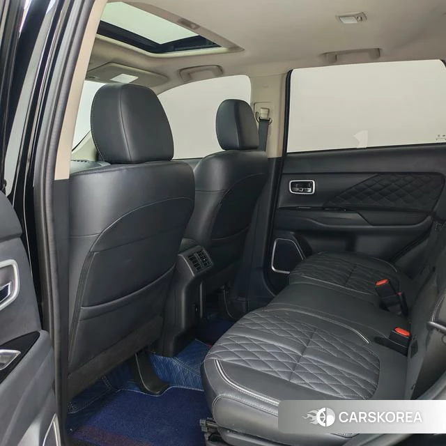 Mitsubishi  Outlander id 4208948 из Китая 17
