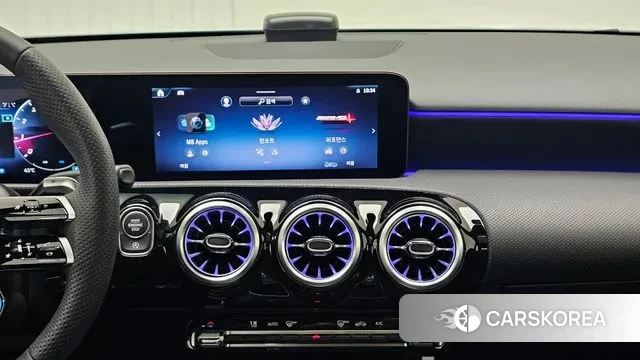 Mercedes-Benz A-Class W177 id 3715774 из Кореи 17