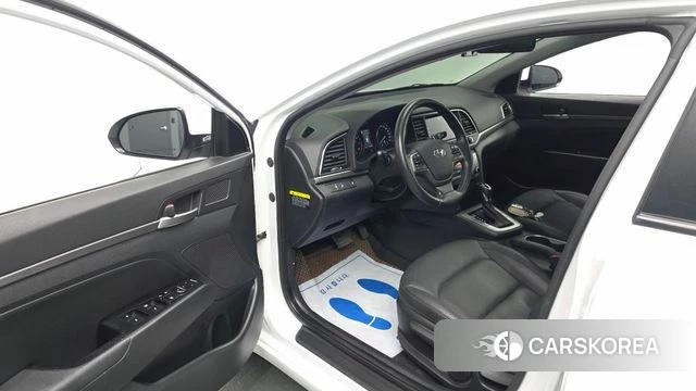 Hyundai Avante AD id 4246142 из Кореи 20