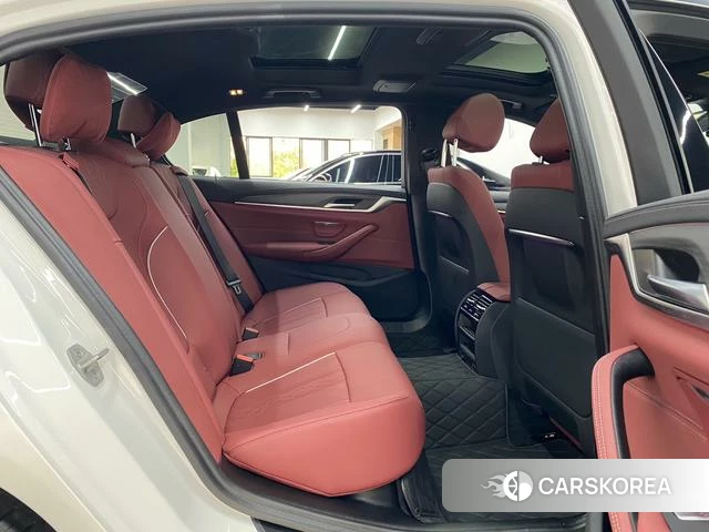 BMW 5 series id 4387599 из Китая 22