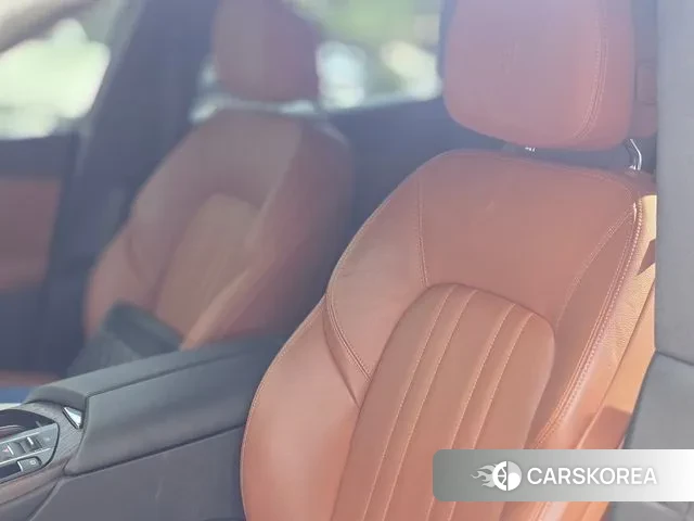 Maserati Levante id 3257231 из Кореи 19