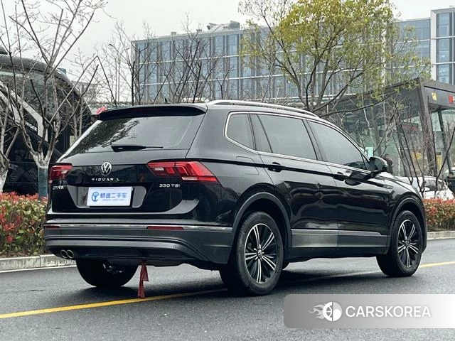 Volkswagen Tiguan L id 4290865 из Китая 22