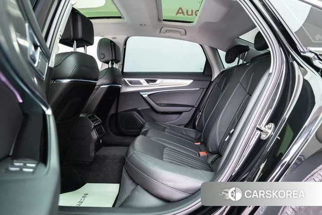 Audi A6L id 4210220 из Китая 25
