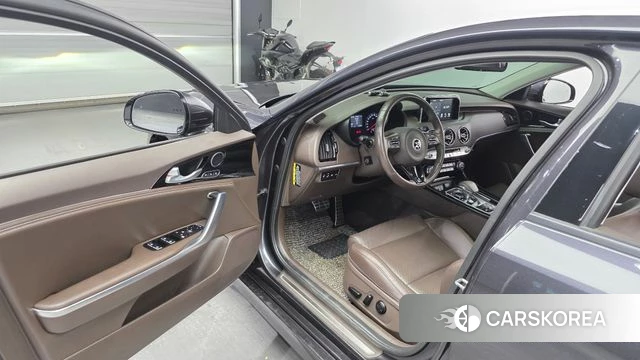 Kia Stinger id 4385104 из Кореи 30