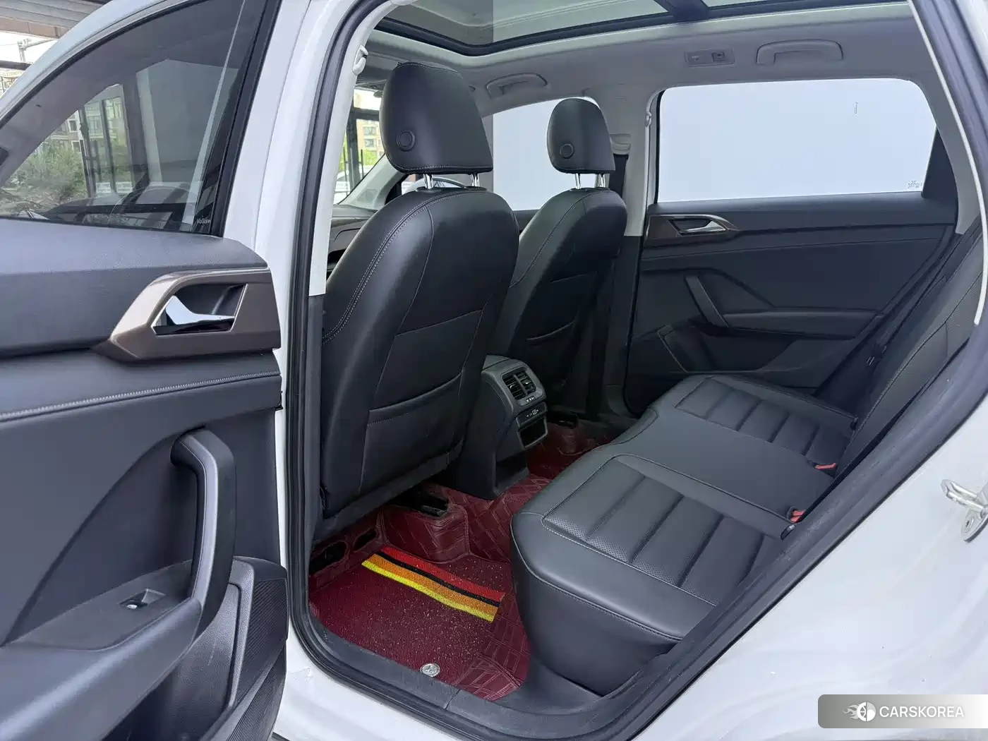 Volkswagen Tharu id 4538600 из Китая 16