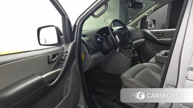 Hyundai The New Grand Starex id 4594310 из Кореи 27