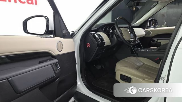 Land Rover Discovery 5 id 4615365 из Кореи 34