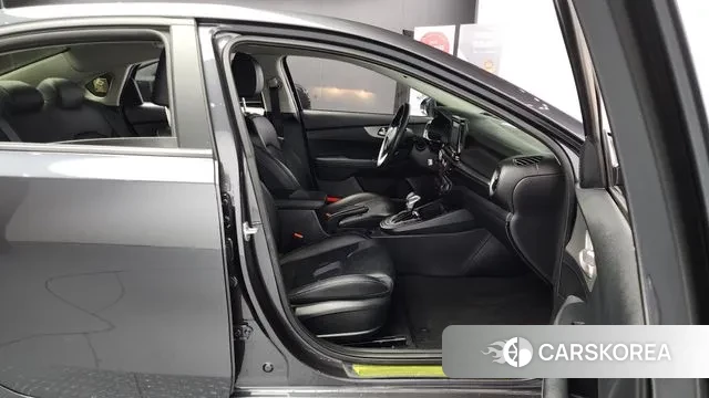 Kia Come New K3 id 3433973 из Кореи 20