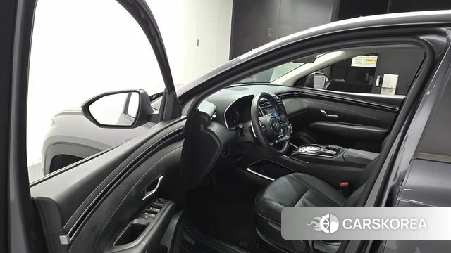 Hyundai Tucson (NX4) id 4609419 из Кореи 32