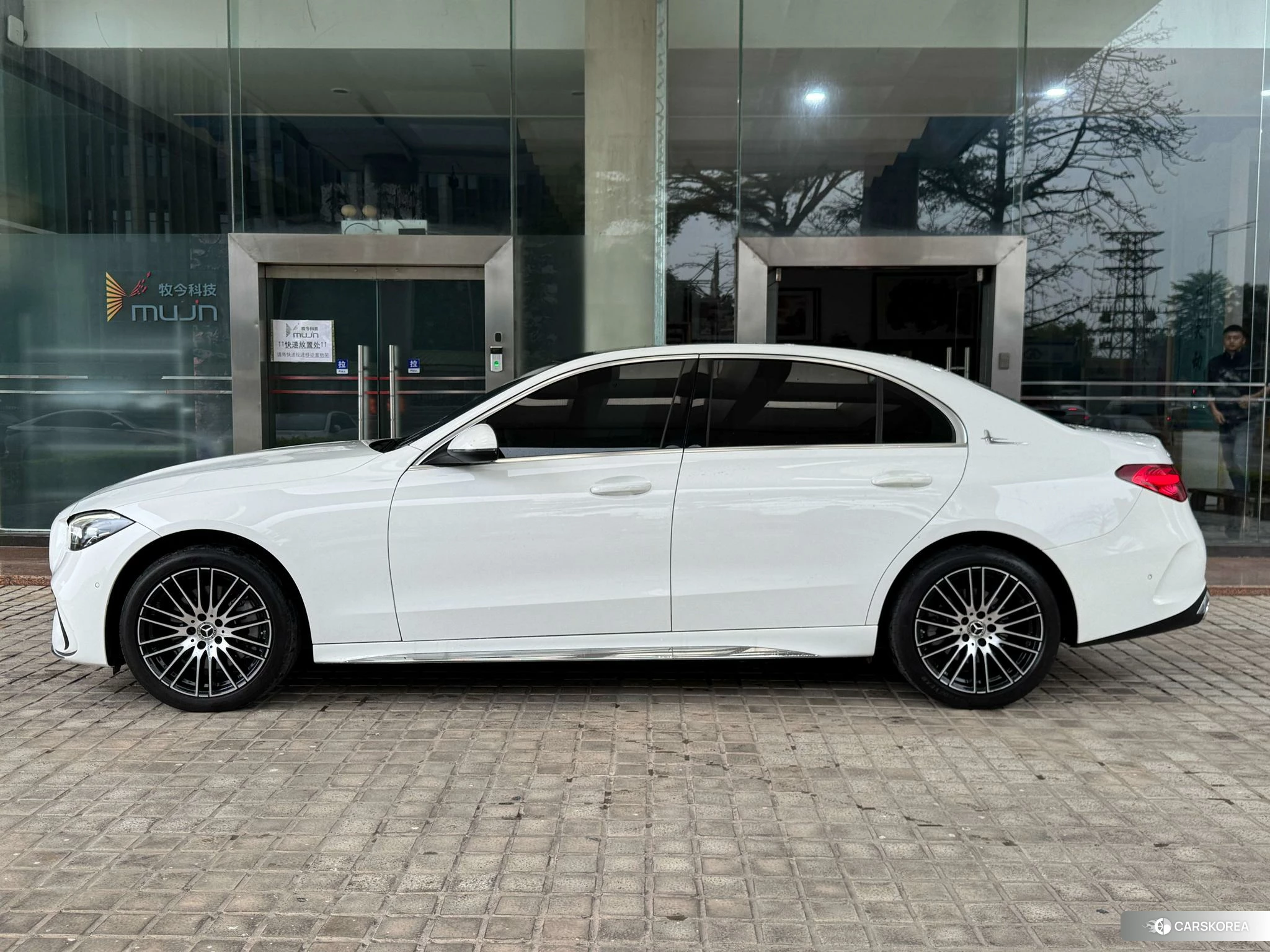 Mercedes-Benz Class C id 4407676 из Китая 17