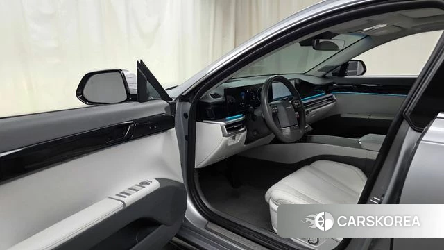 Hyundai Grandeur Hybrid (GN7) id 4292657 из Кореи 20