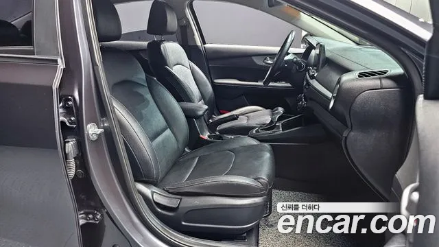 Kia Come New K3 id 2850240 из Кореи 20