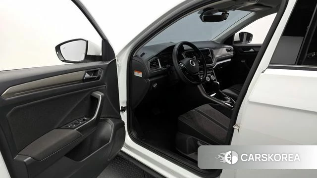 Volkswagen T-Roc id 4324179 из Кореи 30