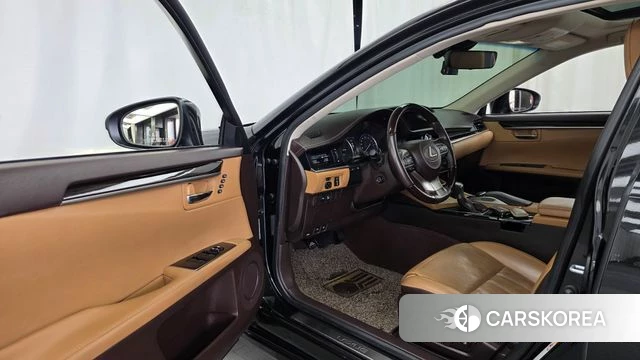 Lexus New ES300h id 4491112 из Кореи 20