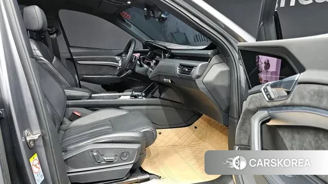 Audi e-Tron id 3635992 из Кореи 20