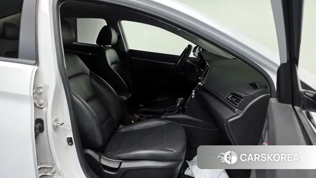 Hyundai The New Avante AD id 3423322 из Кореи 20