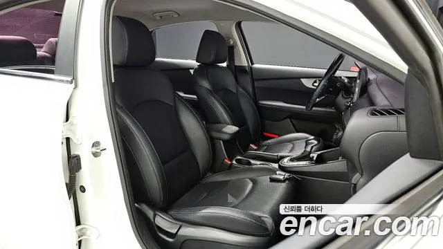 Kia Come New K3 id 2678331 из Кореи 20