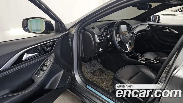 Infiniti Q30 id 2711954 из Кореи 20