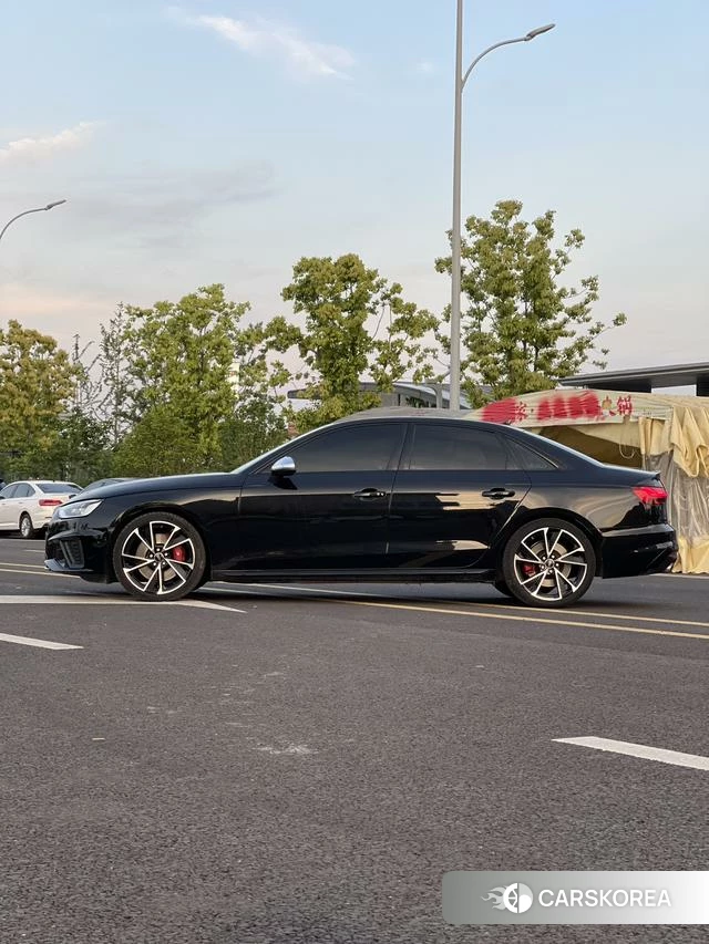 Audi S4 id 4291078 из Китая 19