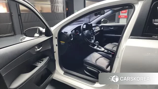 Kia Come New K3 id 3455229 из Кореи 20