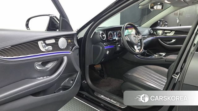 Mercedes-Benz E-Class W213 id 4403701 из Кореи 32