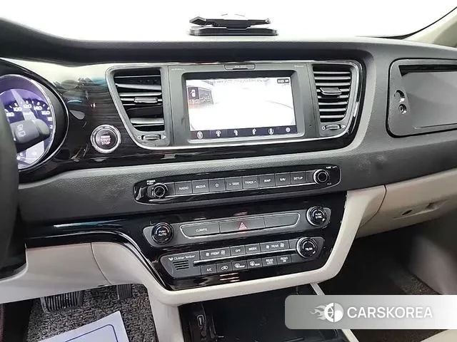 Kia The New Carnival id 2902697 из Кореи 20