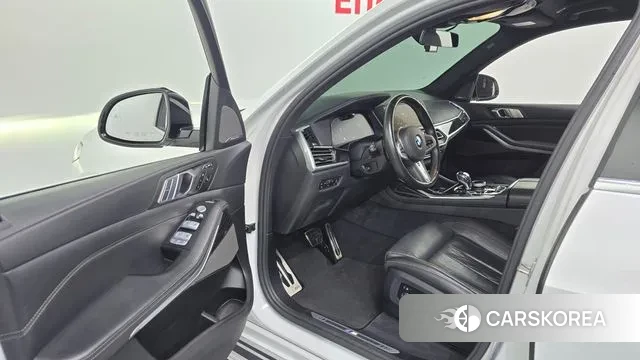 BMW X7 (G07) id 3572982 из Кореи 20