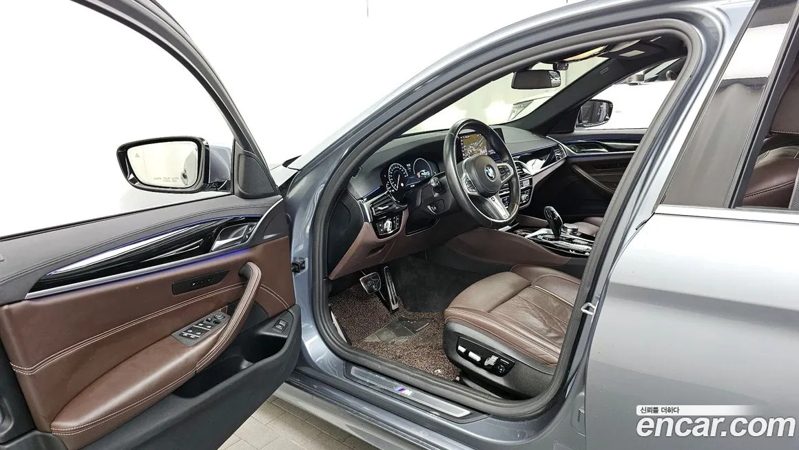 BMW 5 Series (G30) id 1729700 из Кореи 20