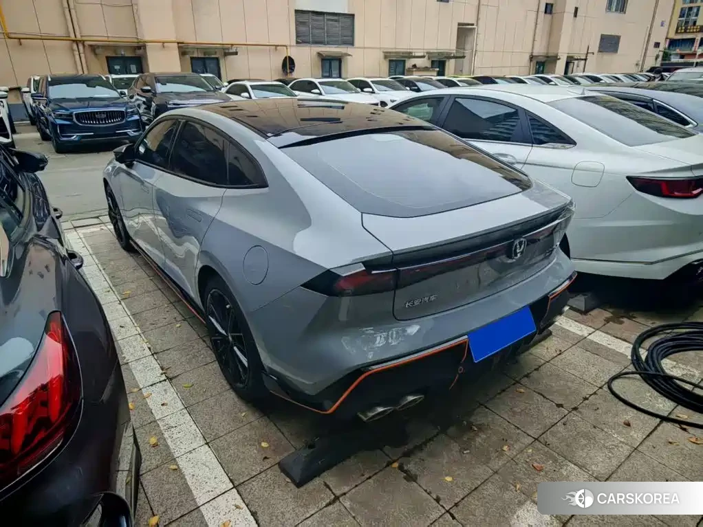 Chang'an UNI-V id 4600600 из Китая 15
