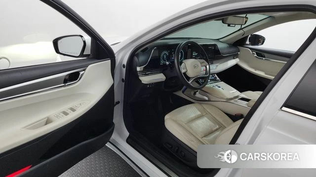 Hyundai The New Grandeur IG Hybrid id 4470132 из Кореи 33