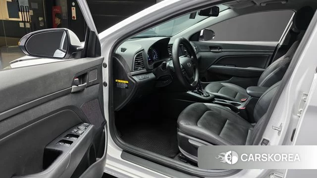 Hyundai Avante AD id 4574515 из Кореи 31
