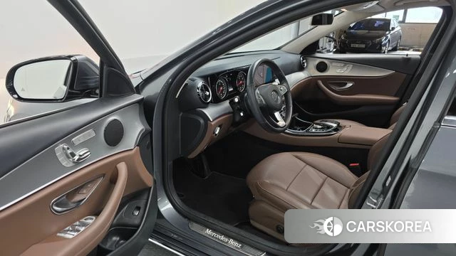 Mercedes-Benz E-Class W213 id 4286255 из Кореи 30