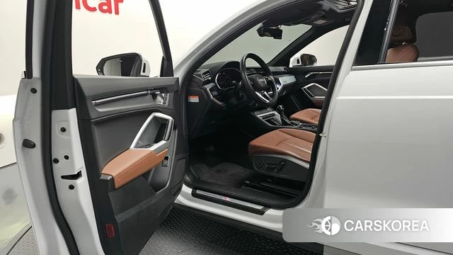 Audi Q3 (F3) id 4292320 из Кореи 20