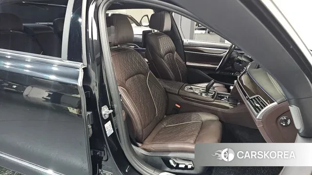 BMW 7 Series (G11) id 3039003 из Кореи 20