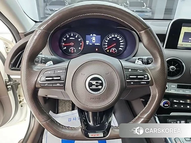 Kia Stinger id 4448060 из Кореи 19
