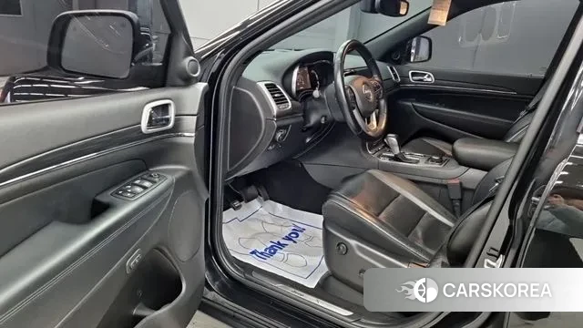 Jeep Grand Cherokee id 3587219 из Кореи 18