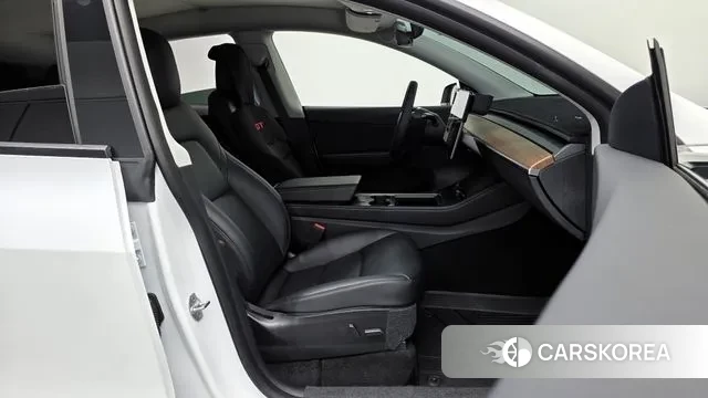 Tesla Model Y id 3053942 из Кореи 20