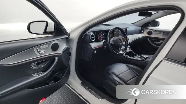 Mercedes-Benz E-Class W213 id 3313519 из Кореи 20