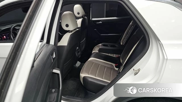 Volkswagen T-Roc id 4573411 из Кореи 33