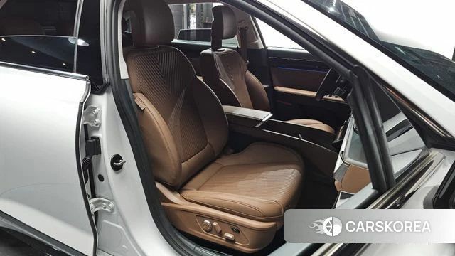 Hyundai Grandeur (GN7) id 4603128 из Кореи 36