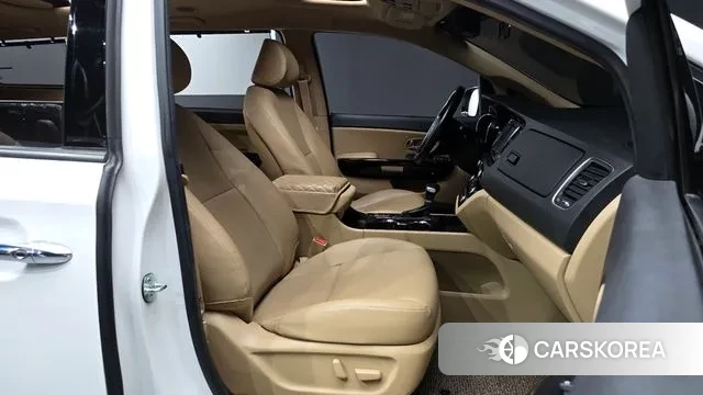 Kia The New Carnival id 3631231 из Кореи 20