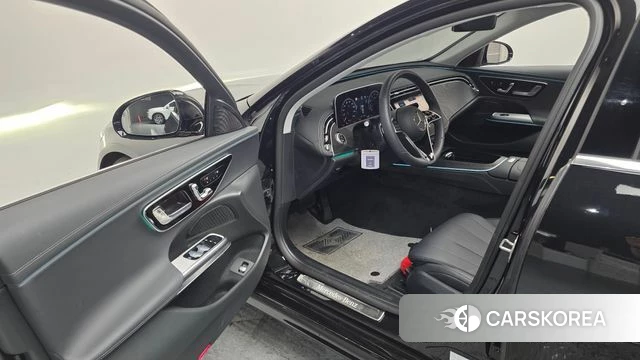 Mercedes-Benz E-Class W214 id 4612265 из Кореи 31