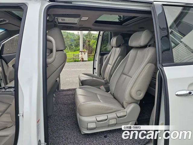 Kia The New Carnival id 2718126 из Кореи 20