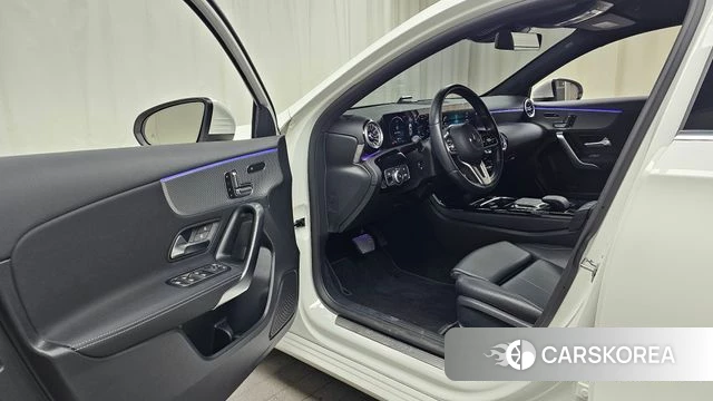 Mercedes-Benz A-Class W177 id 4281120 из Кореи 20