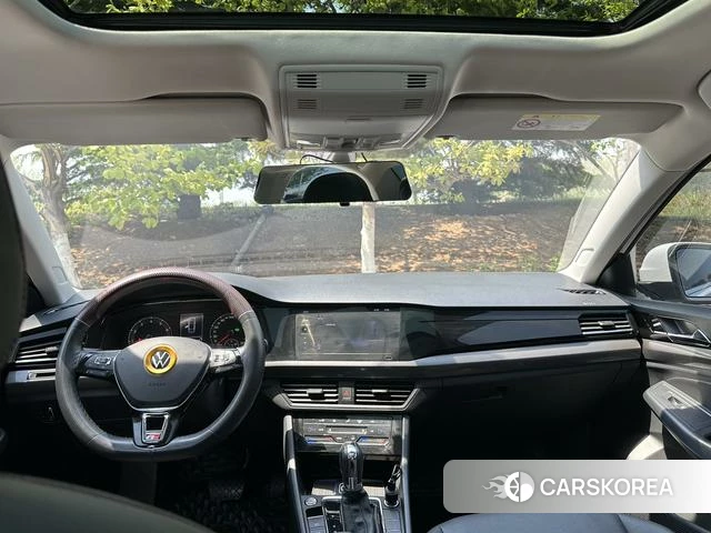 Volkswagen Bora id 4276137 из Китая 12