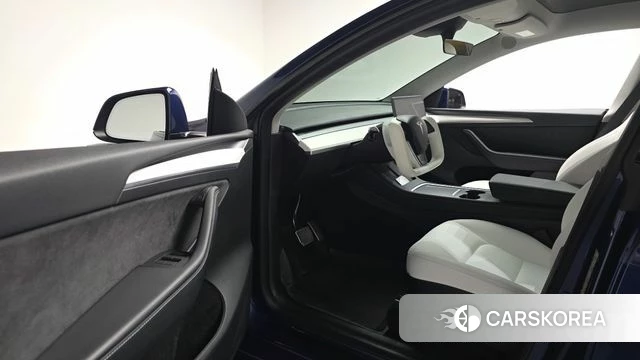 Tesla Model Y id 4469080 из Кореи 20