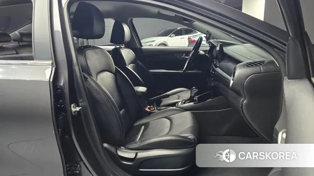 Kia Come New K3 id 3494770 из Кореи 20